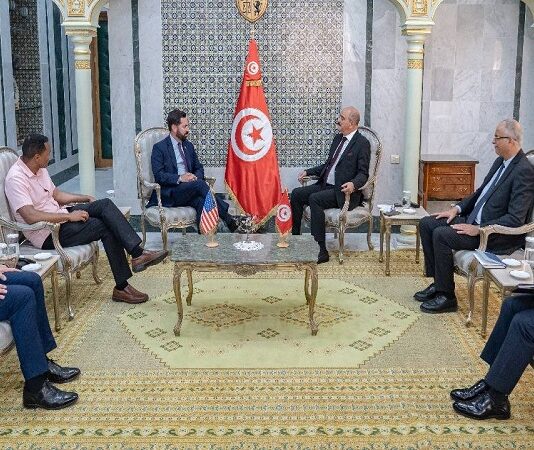 Le ministre des Affaires étrangères rencontre une délégation du Congrès américain